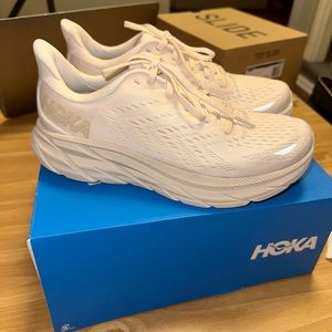 Hoka One One, Clifton 8, Eggnog/Shifting Sand- Women’s 7